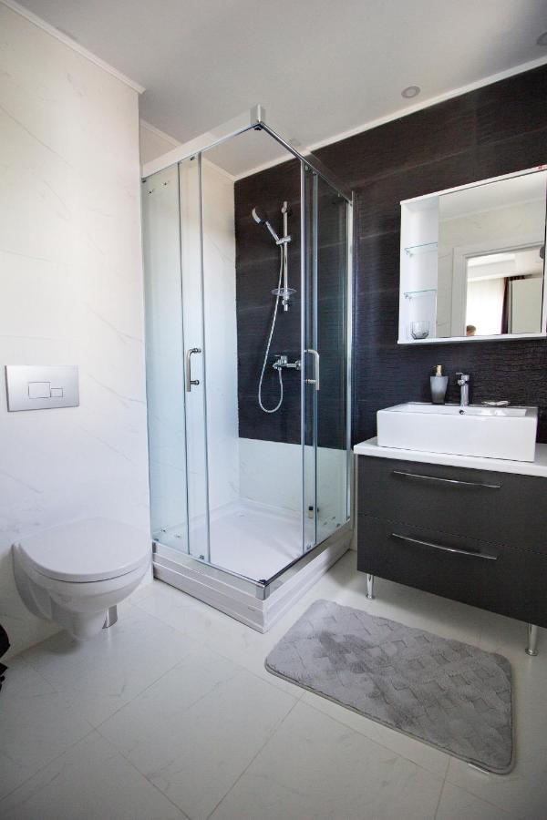 3 Rooms A502 Stayinn By Cosmopolis 布加勒斯特 外观 照片
