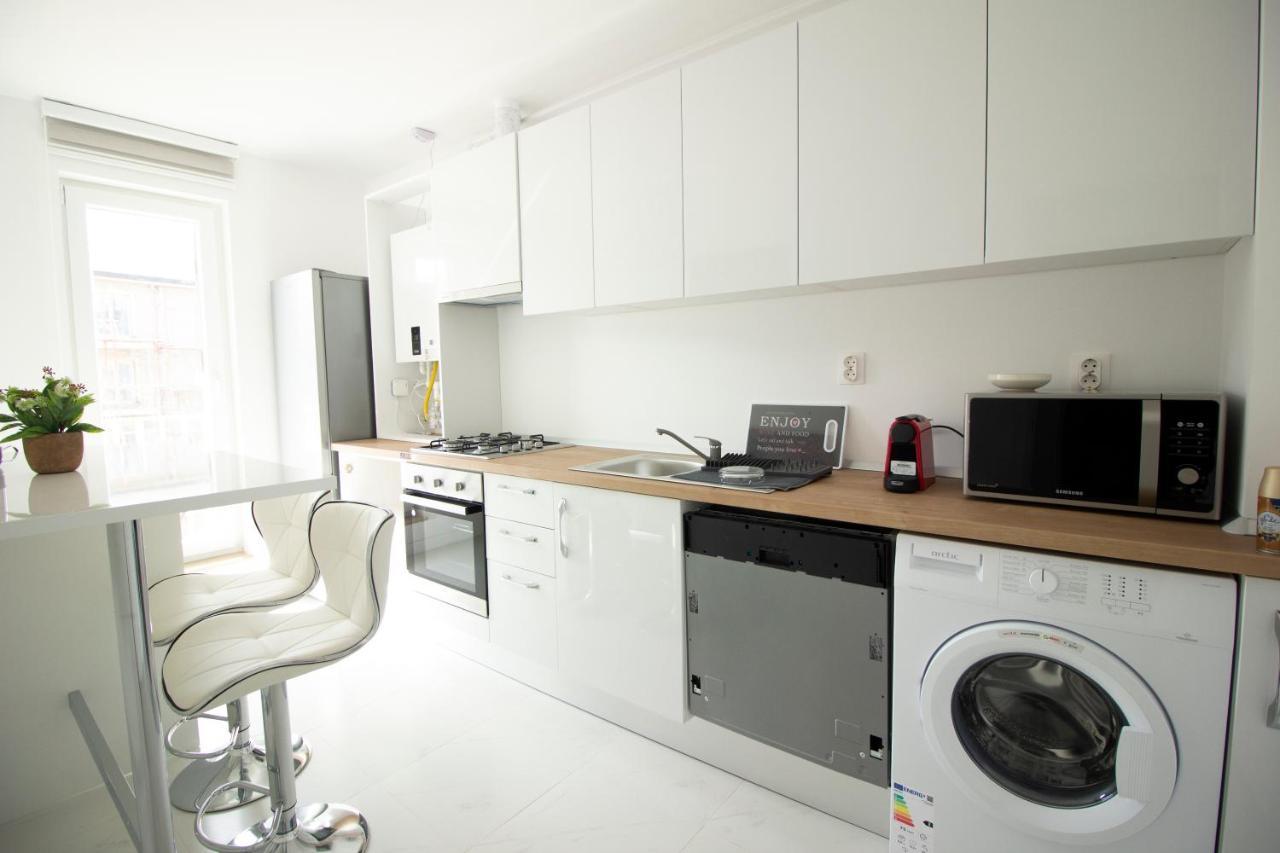 3 Rooms A502 Stayinn By Cosmopolis 布加勒斯特 外观 照片